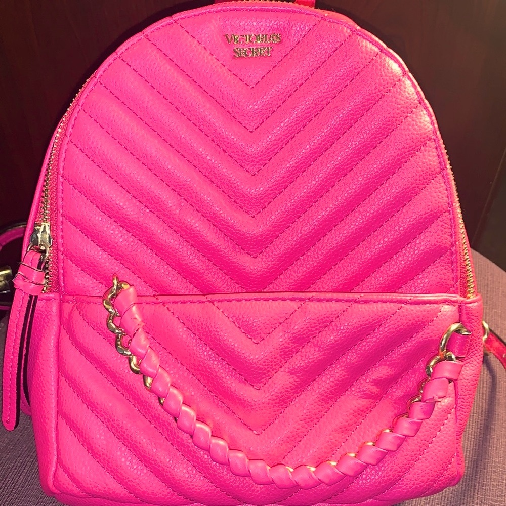 Victoria’s Secret Mini Backpack Pink Chevron Gold Chain Adjustable Straps